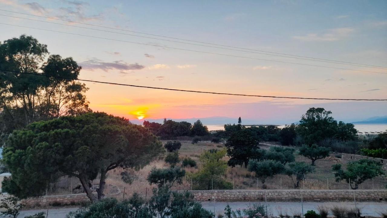 Okio - Μονοκατοικία Δίπλα Στη Θάλασσα Elafonissos Buitenkant foto